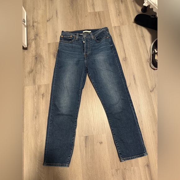 Levi's Dark Blue Straight Leg Women's Jeans - Picture 1 of 3